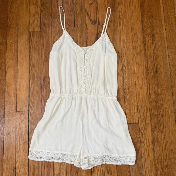 Cream Lace Romper with Lace Trim - Size S/M - Picture 1 of 7
